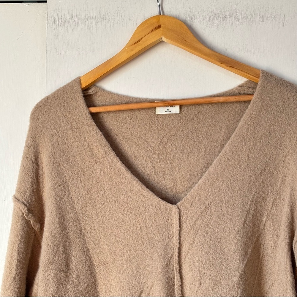 Wilfred Free Relaxed V-Neck Sweater in Beige - Picture 3 of 8
